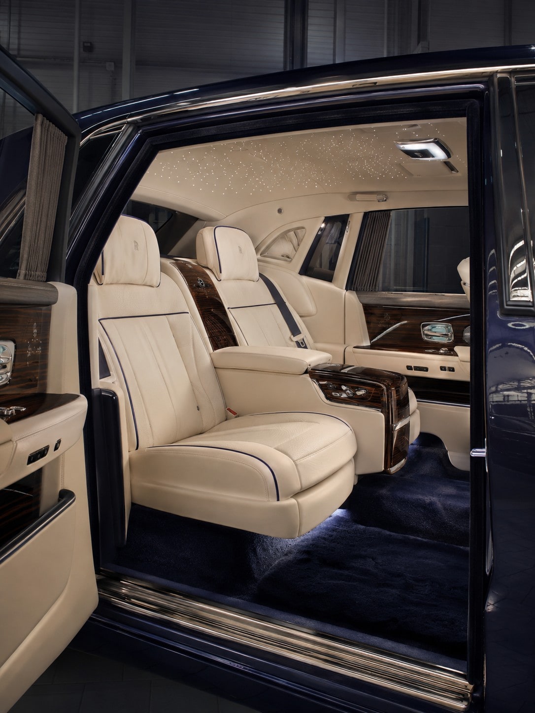 Rolls-Royce Phantom — interior customisation